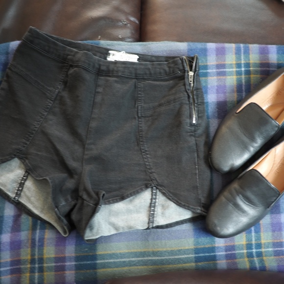 Free People Black Shorts - Picture 2 of 6